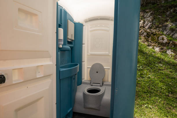 Portable Restroom Servicing (Cleaning and Restocking) in Des Moines, IA